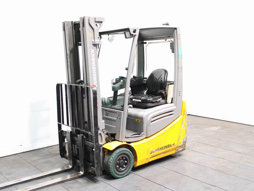 Jungheinrich EFG 213 GE 115-464 DZ Electric 3-wheel forklift www.richter-gabelstapler.de Jungheinrich EFG 213 GE 115-464 DZ Electric 3-wheel forklift www.richter-gabelstapler.de