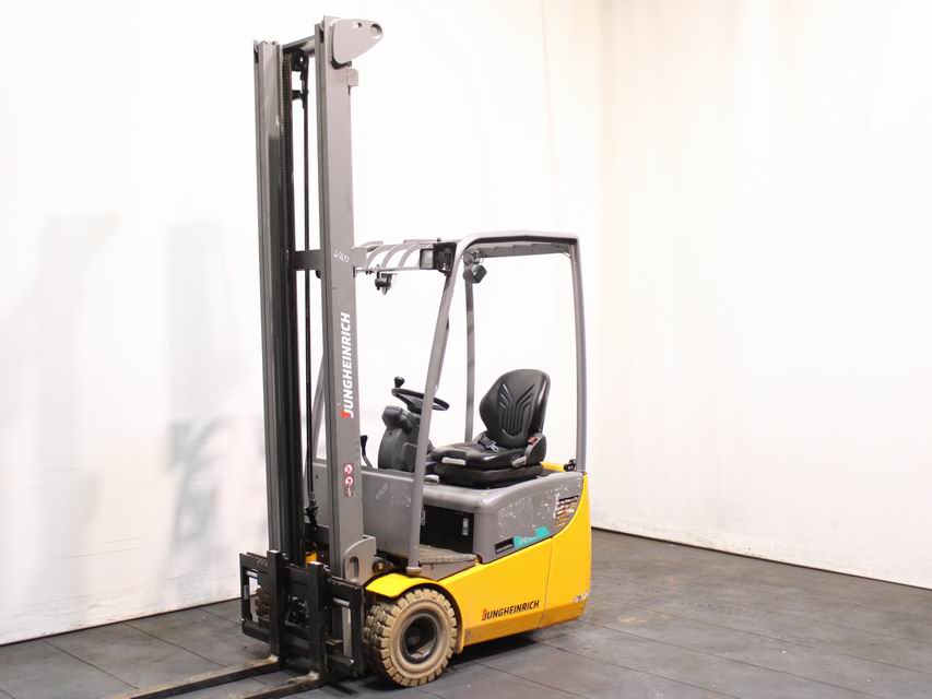 Jungheinrich EFG 110 MP GE115-500ZT Electric 3-wheel forklift www.richter-gabelstapler.de