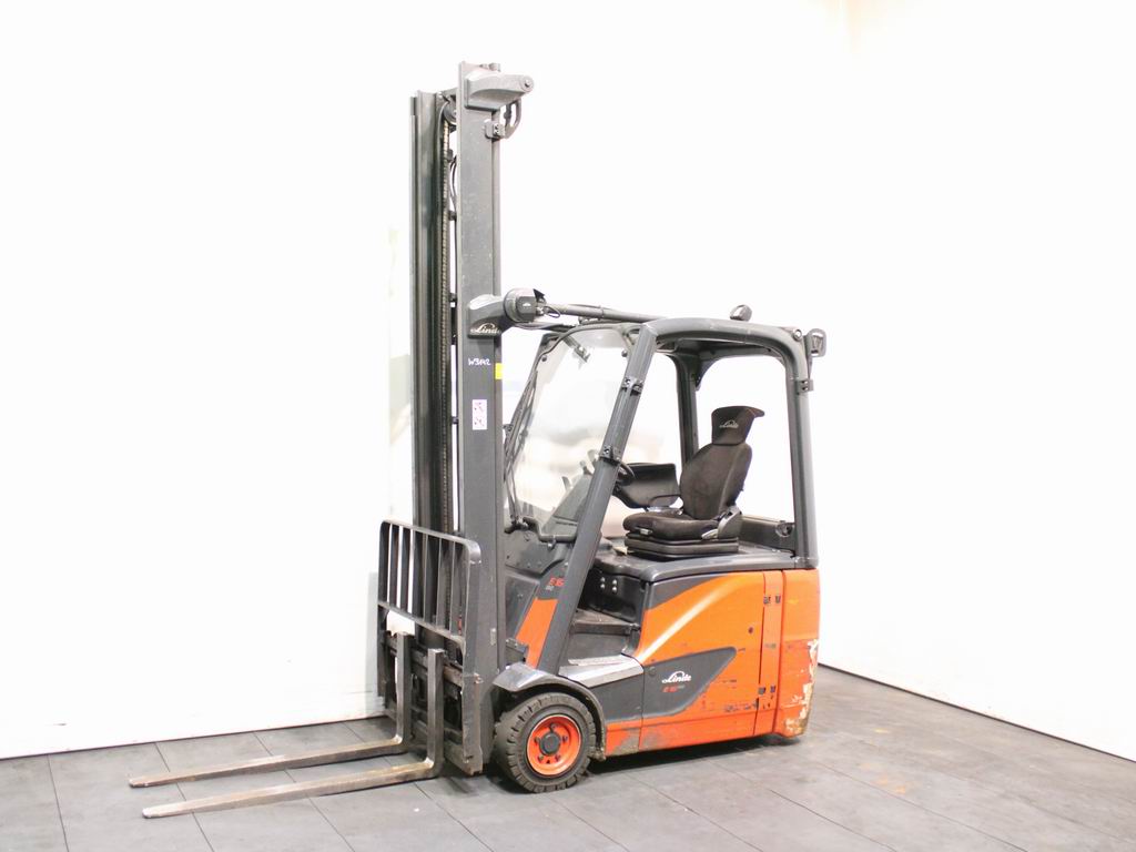 Linde E 16 H-02 386 Elektro 3 Rad-Stapler www.richter-gabelstapler.de Linde E 16 H-02 386 Elektro 3 Rad-Stapler www.richter-gabelstapler.de