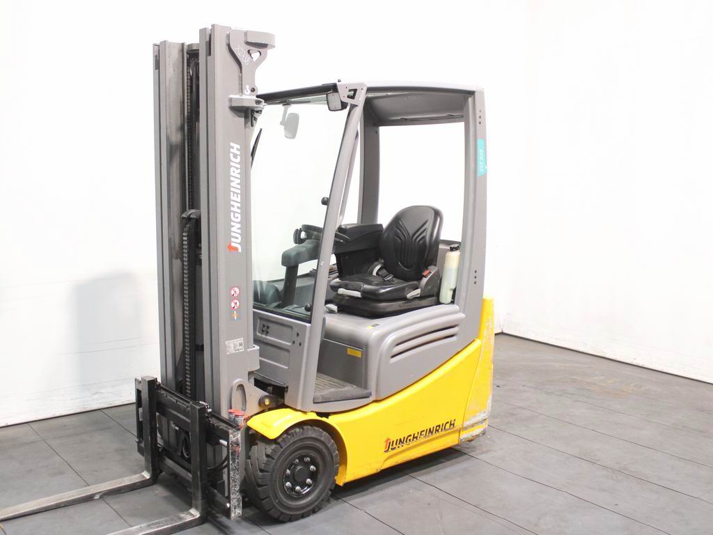 Jungheinrich EFG 215  GE100-492DZ Elektro 3 Rad-Stapler www.richter-gabelstapler.de