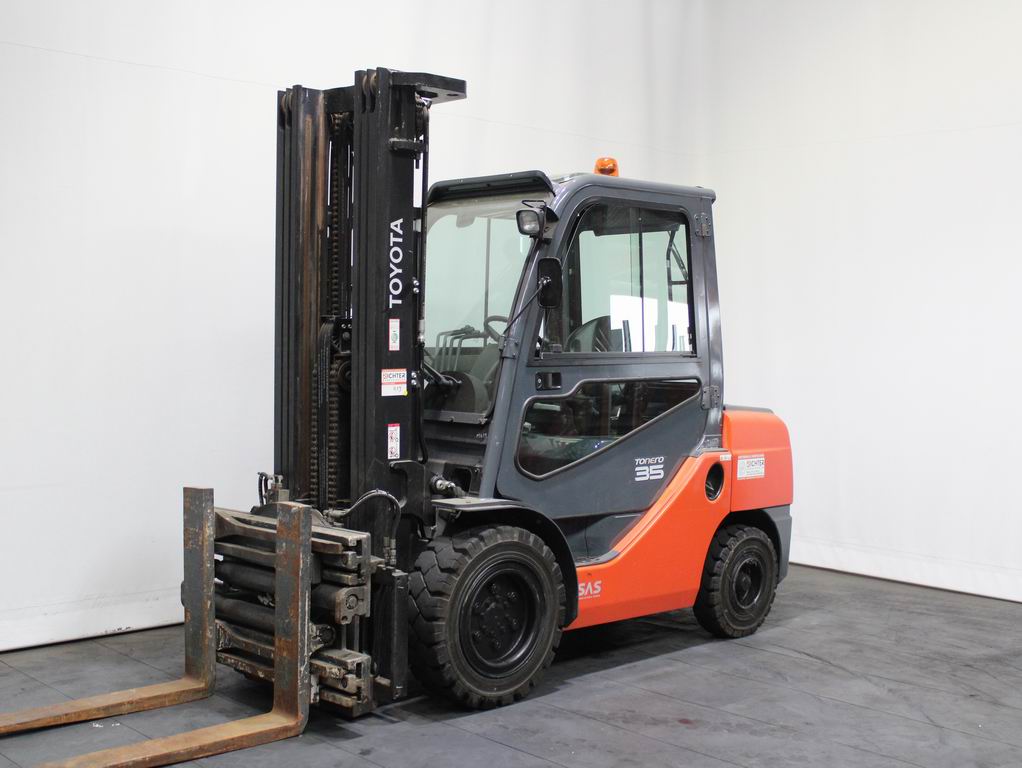 Toyota 02-8 FDJF 35 Dieselstapler www.richter-gabelstapler.de