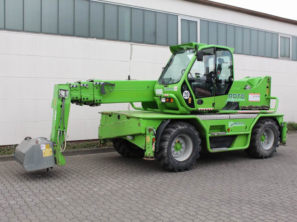 Merlo 45.21 MCSS Teleskopstapler drehbar www.richter-gabelstapler.de