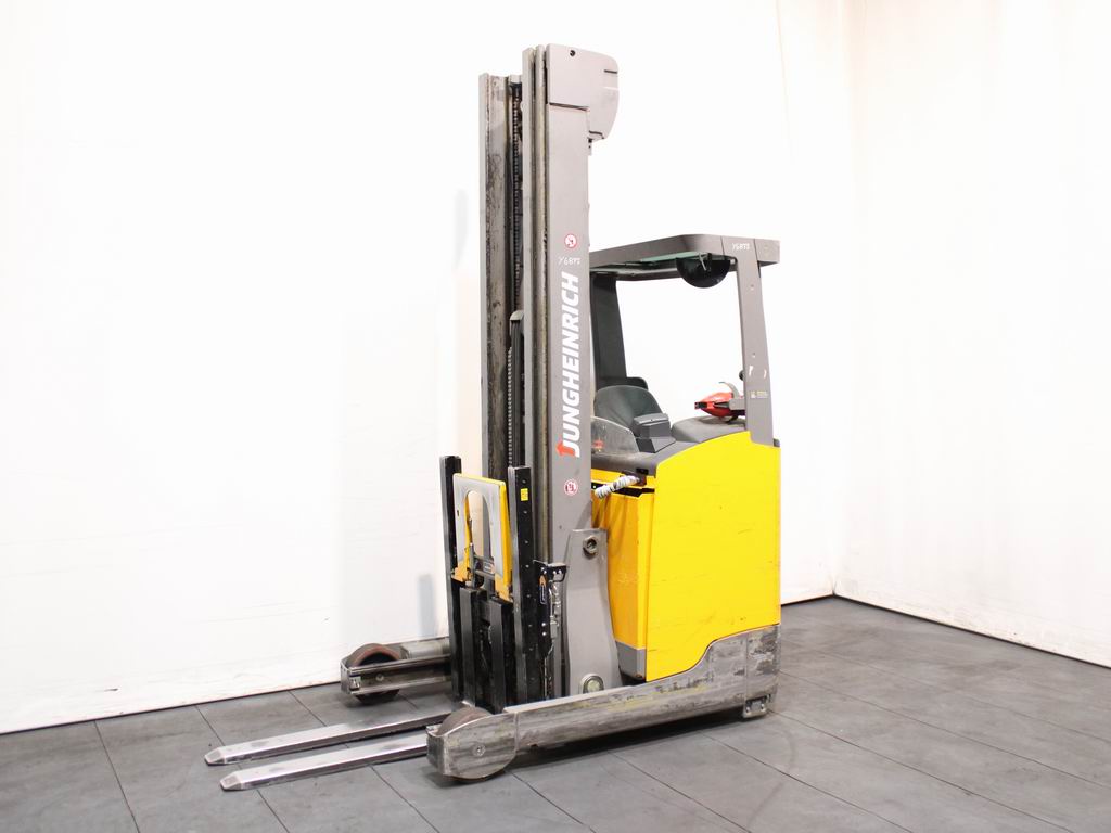 Jungheinrich ETV 216  IZVGNE120E740DZ Schubmaststapler www.richter-gabelstapler.de