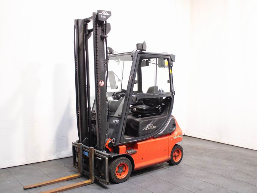 Linde E 16 P-02  335 Elektro 4 Rad-Stapler www.richter-gabelstapler.de