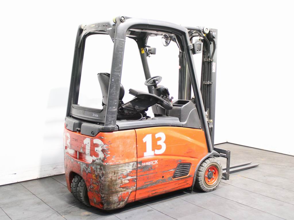 Linde E 16 H-01 386 Elektro 3 Rad-Stapler www.richter-gabelstapler.de Linde E 16 H-01 386 Elektro 3 Rad-Stapler www.richter-gabelstapler.de