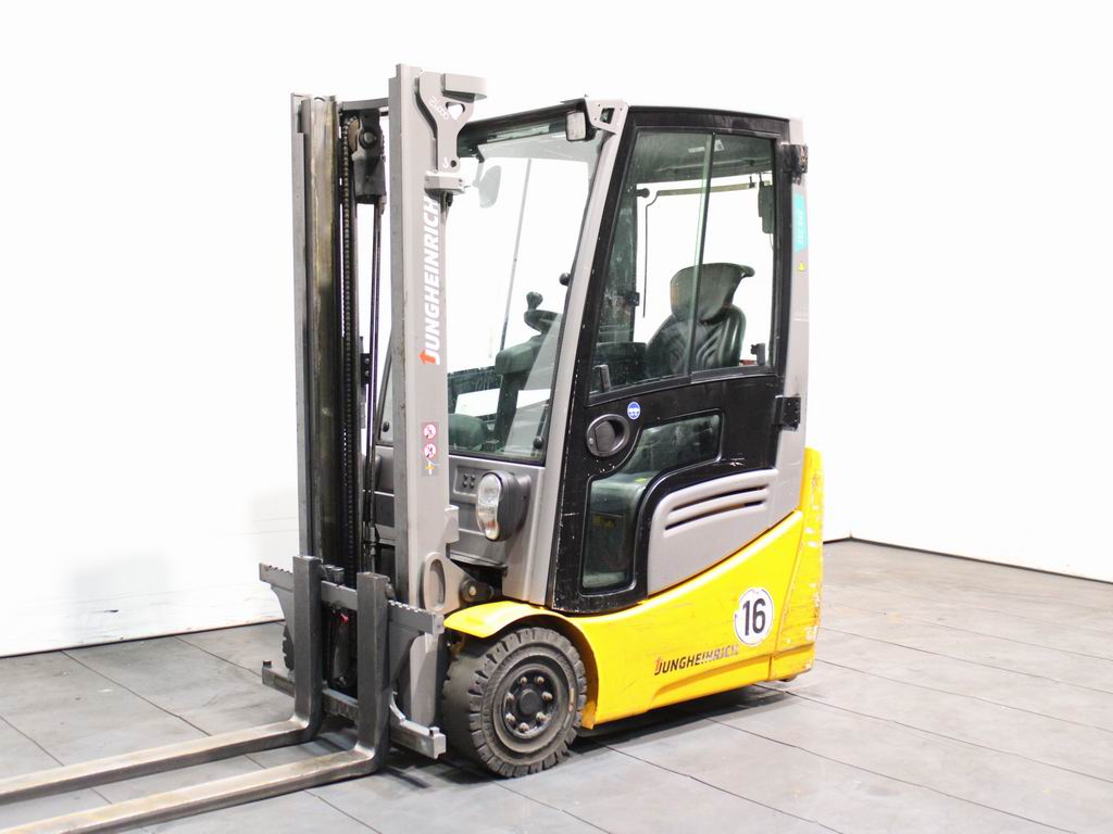 Jungheinrich EFG 215 G+E140-300ZT El�ctrica de 3 ruedas www.richter-gabelstapler.de