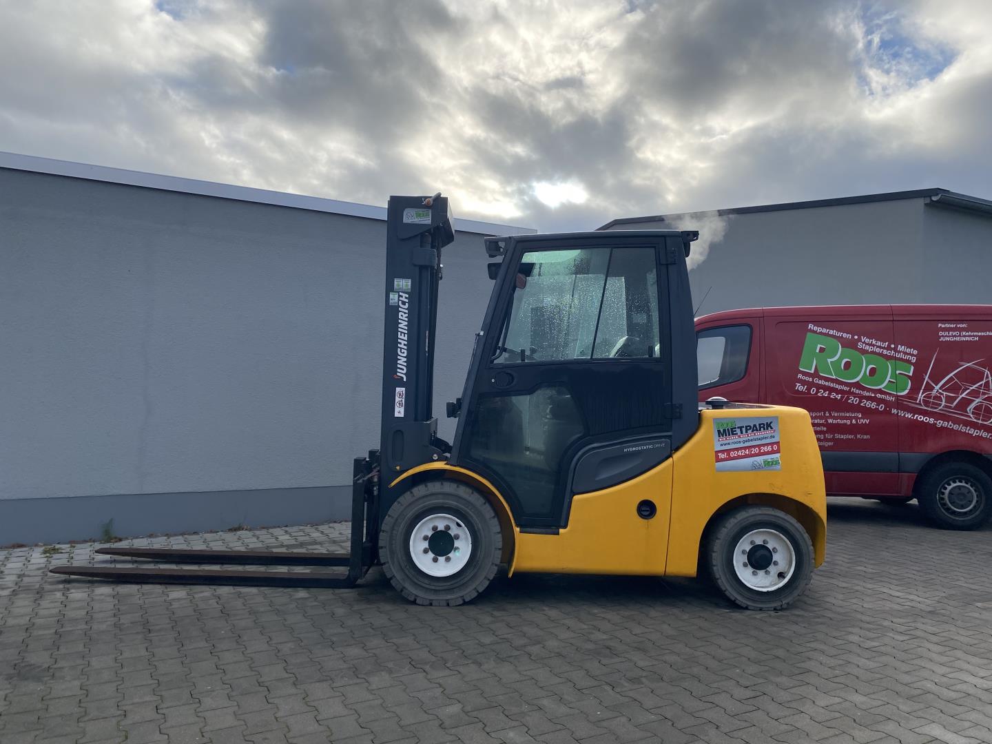 Jungheinrich DFG 550s GE 120-555 DZ Dieselstapler www.roos-gabelstapler.de