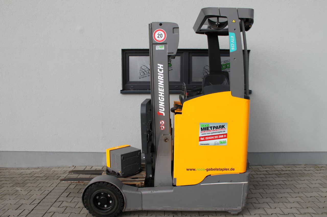 Jungheinrich ETV C16 E GE 115 500DZ Schubmaststapler www.roos-gabelstapler.de