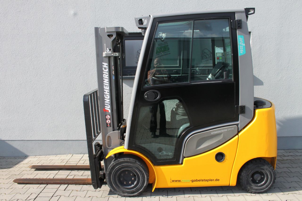 Jungheinrich DFG 316s DP GE 120-440DZ Dieselstapler www.roos-gabelstapler.de Jungheinrich DFG 316s DP GE 120-440DZ Dieselstapler www.roos-gabelstapler.de