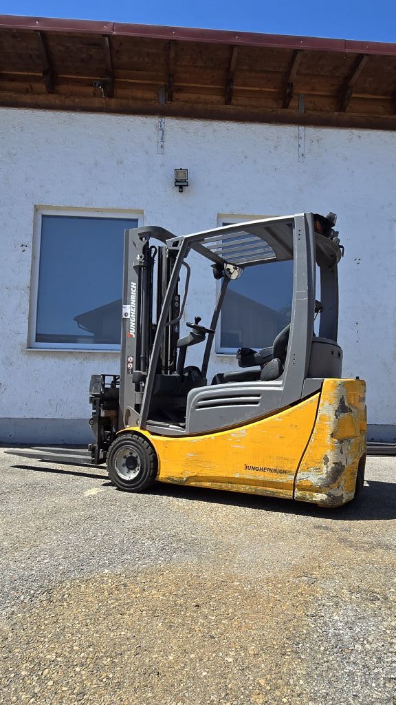 Jungheinrich EFG 220 Elektro 3 Rad-Stapler www.rs-staplertechnik.de