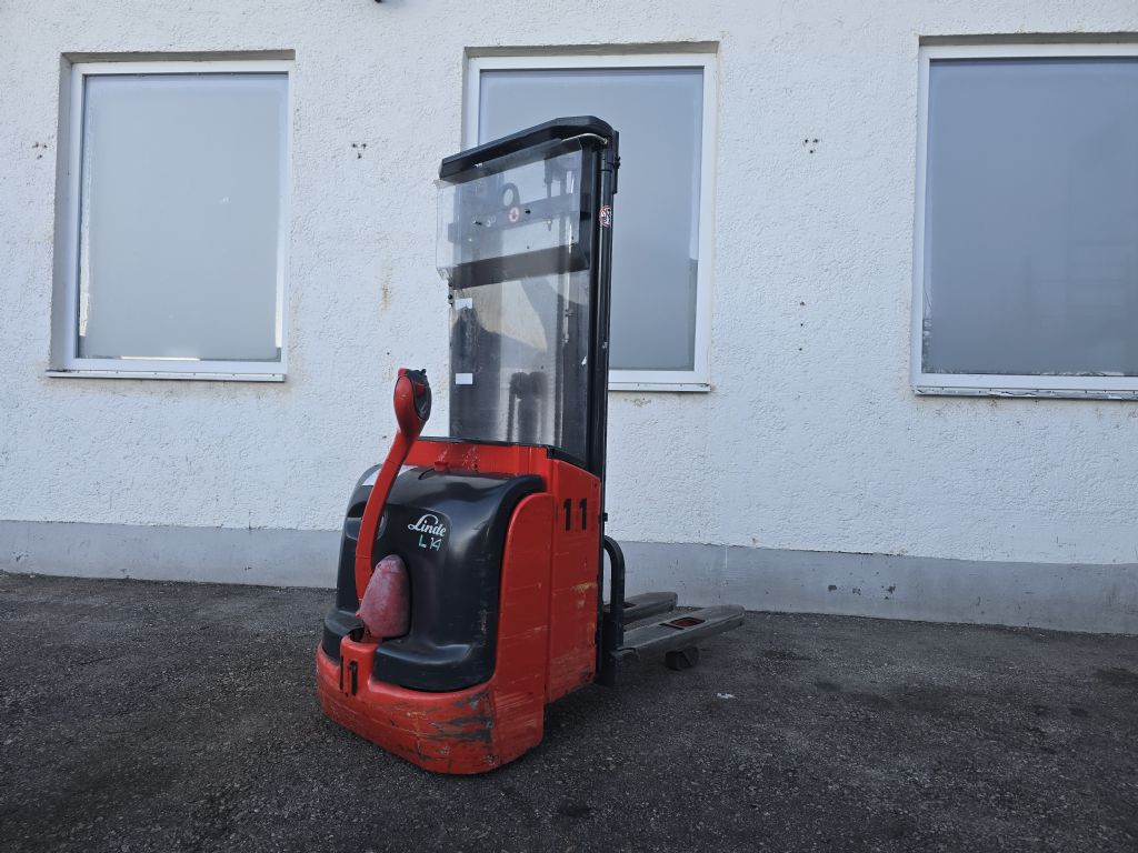 Linde L14 i Hochhubwagen www.rs-staplertechnik.de