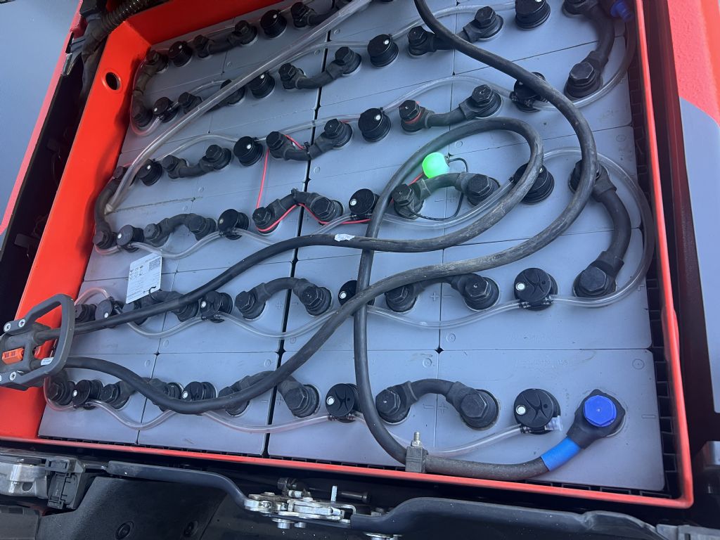 Linde E16P-02EVO Neue Batterie  Elektro 4 Rad-Stapler www.mr-staplerservice.de