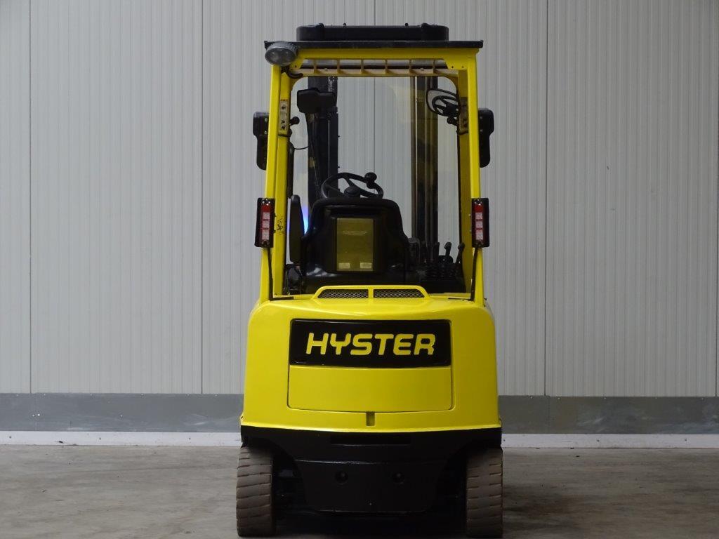 Hyster-J3.0XM-Elektro 4 Rad-Stapler-www.sago-online.com