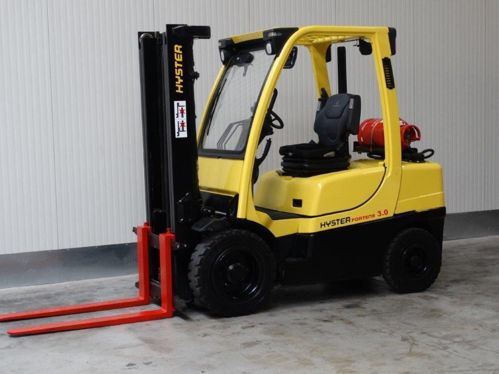 Hyster-H3.0FT-Treibgasstapler-www.sago-online.com