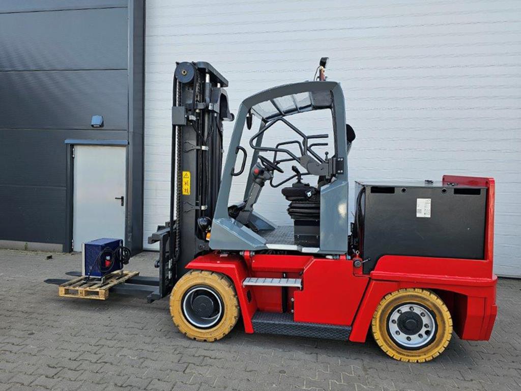 Kalmar-ECF70-6C Kompaktstapler-Elektro 4 Rad-Stapler-http://www.sago-online.com