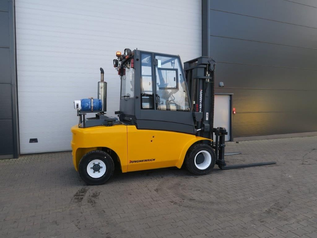 Jungheinrich-Dan Truck Power+ 987 - Drehsitz-Treibgasstapler-www.sago-online.com