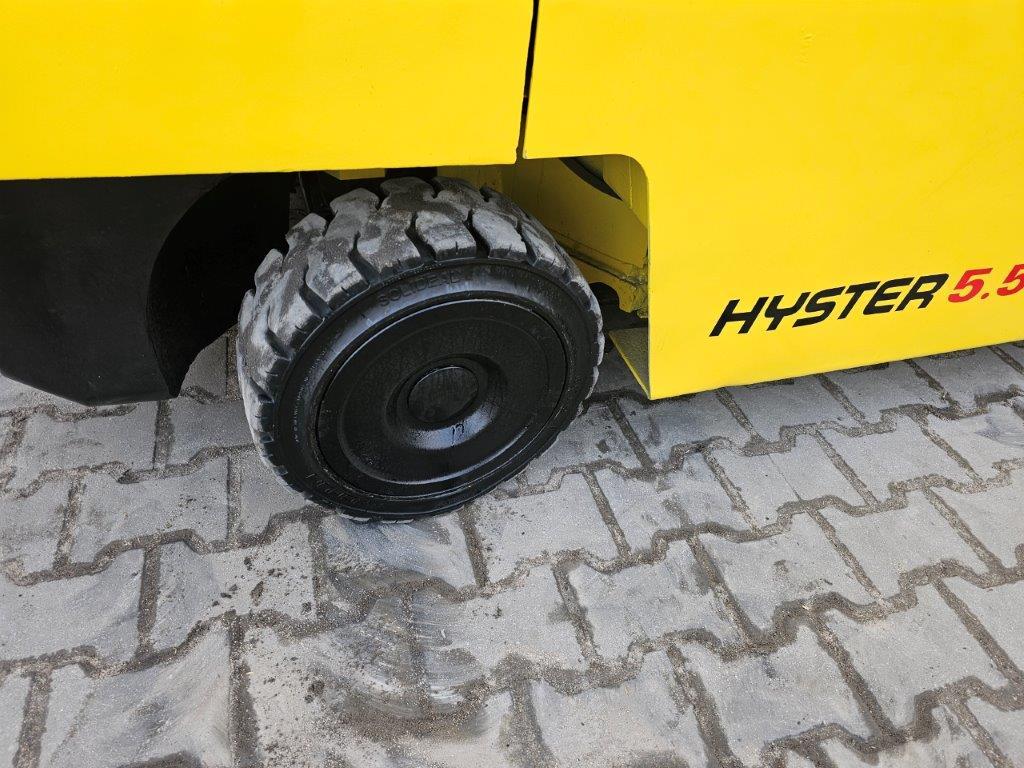 Hyster-S5.50XM - Kompaktstapler - TRIPLEX-Kompaktstapler - Diesel-www.sago-online.com