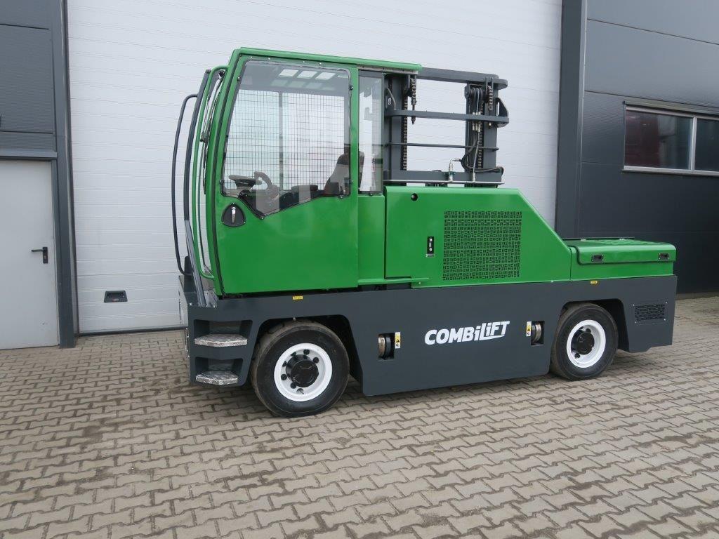 Combilift-C5000FSL - TRIPLEX-Seitenstapler-www.sago-online.com