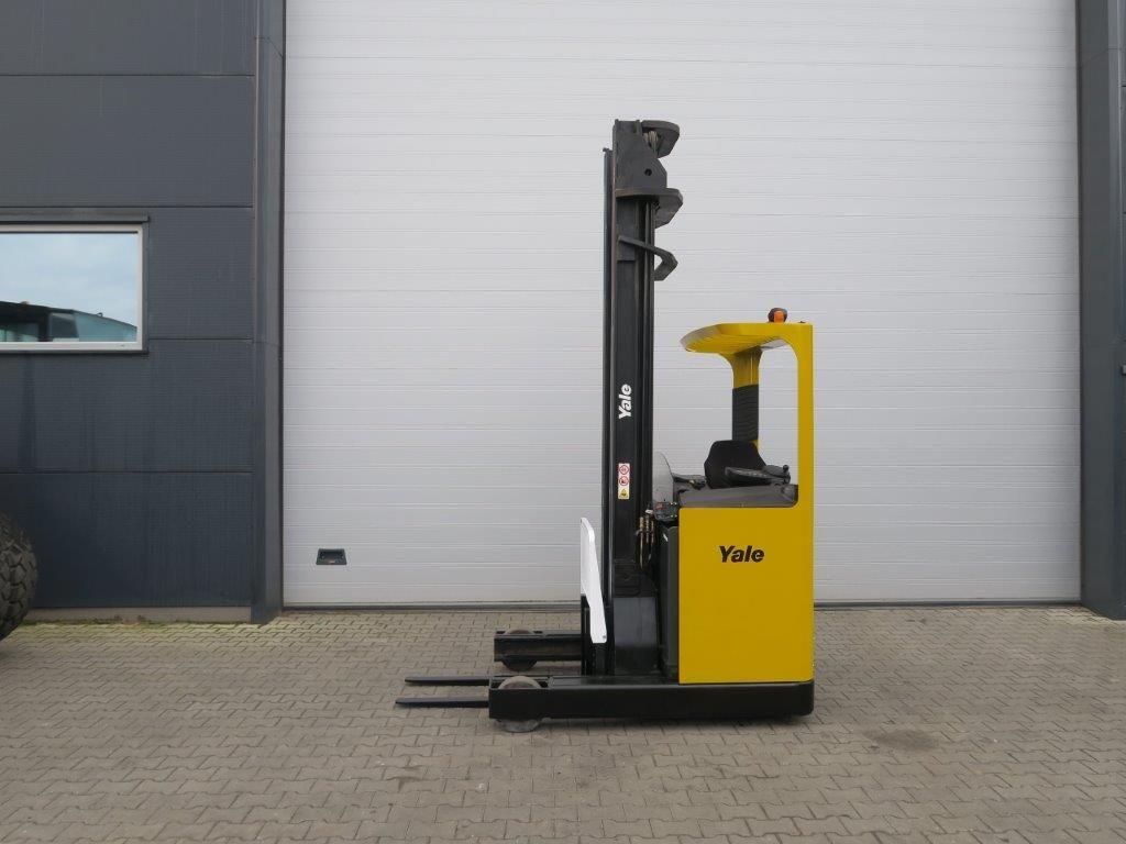 Yale-MR14H - TRIPLEX-Schubmaststapler-www.sago-online.com