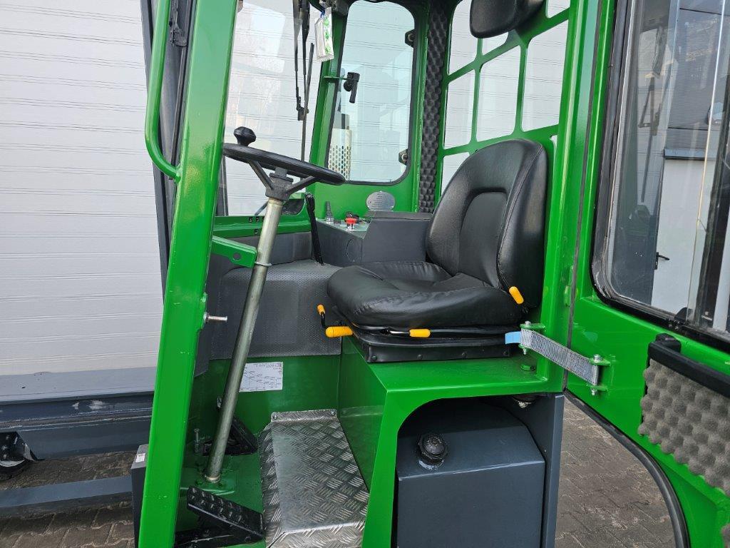 Combilift-Amlift C4000-Vierwege Seitenstapler-www.florian-oberpriller.de