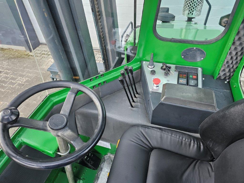 Combilift-Amlift C4000-Vierwege Seitenstapler-www.florian-oberpriller.de
