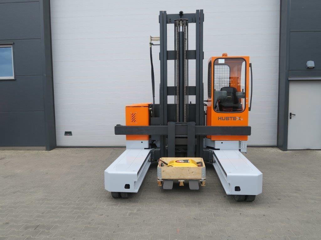 Hubtex-MQ30-Vierwege Seitenstapler-www.sago-online.com