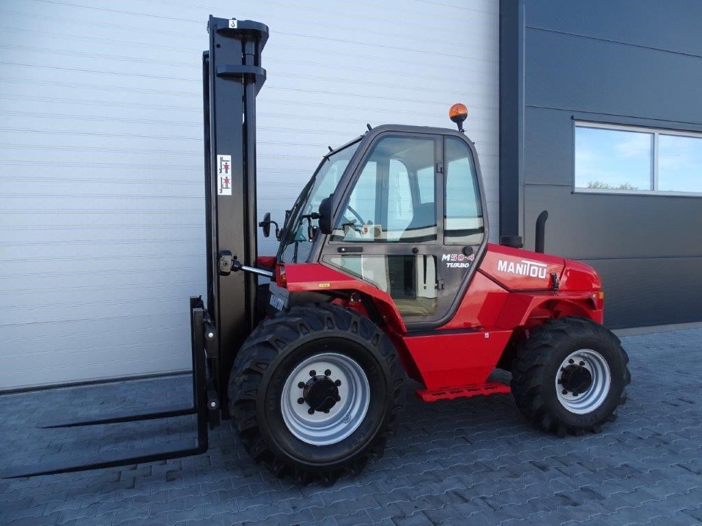 Manitou-M50-4  TRIPLEX 4x4-Gelndestapler-http://www.sago-online.com