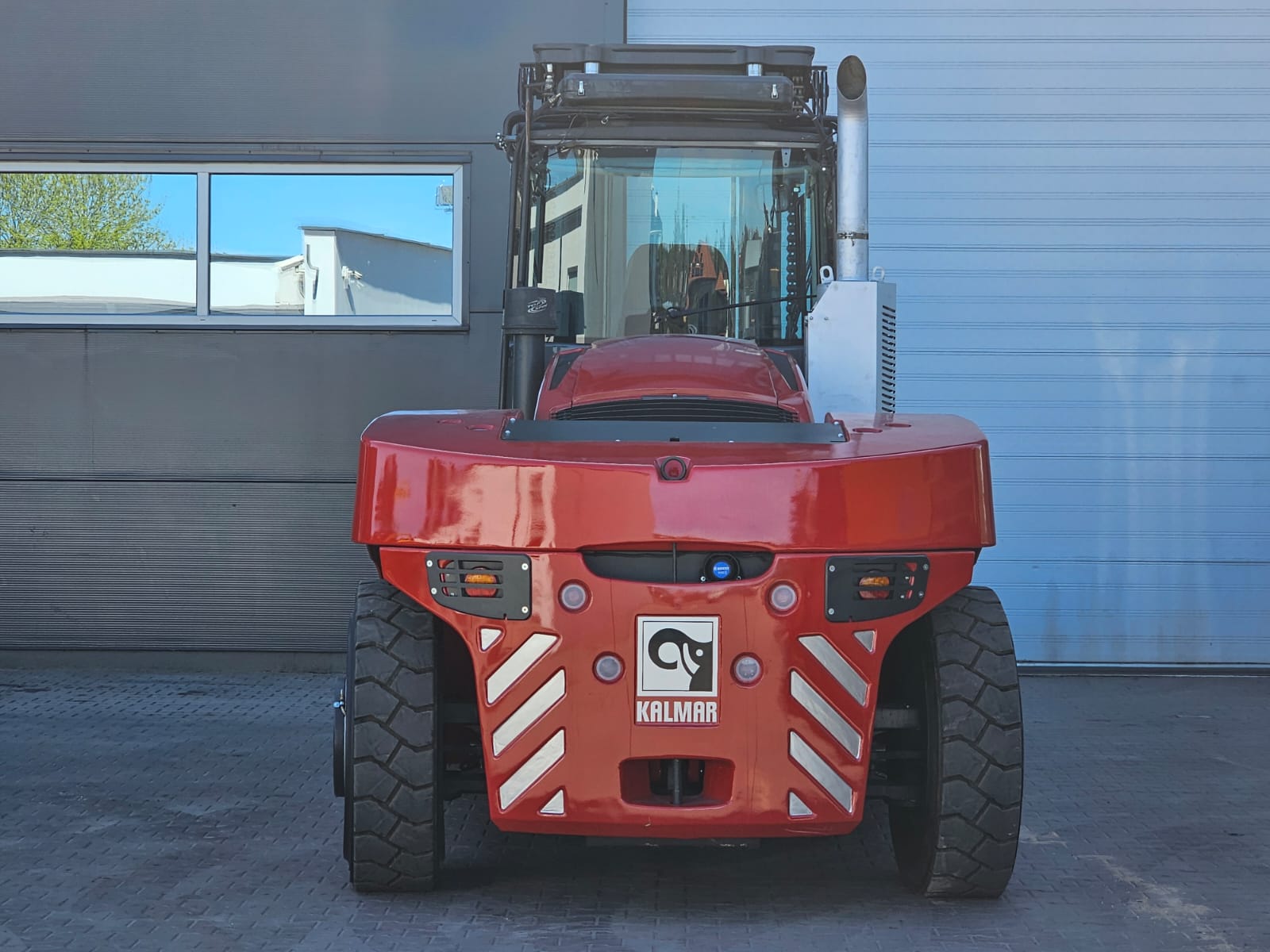 Kalmar-DCG160-12-Dieselstapler-www.sago-online.com
