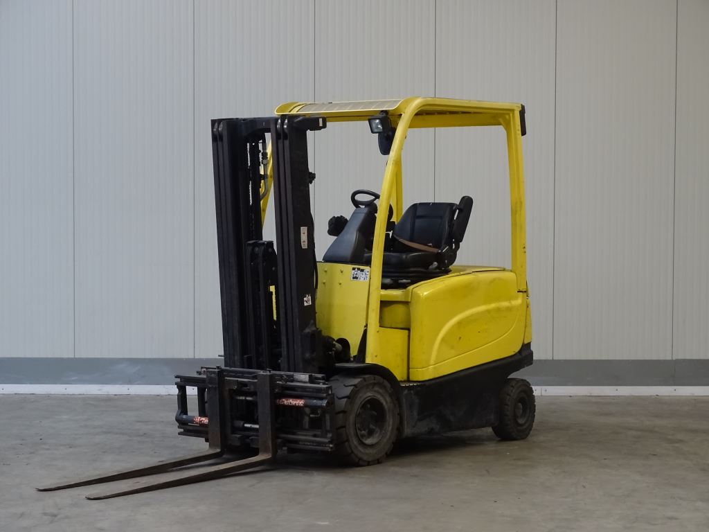 Hyster-J2.5XN - TRIPLEX-Elektro 4 Rad-Stapler-http://www.sago-online.com