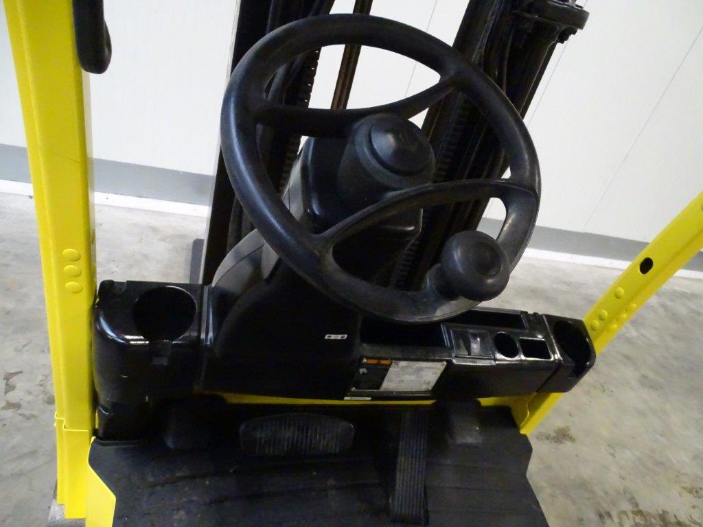 Hyster-J2.5XN - TRIPLEX-Elektro 4 Rad-Stapler sago-online.com