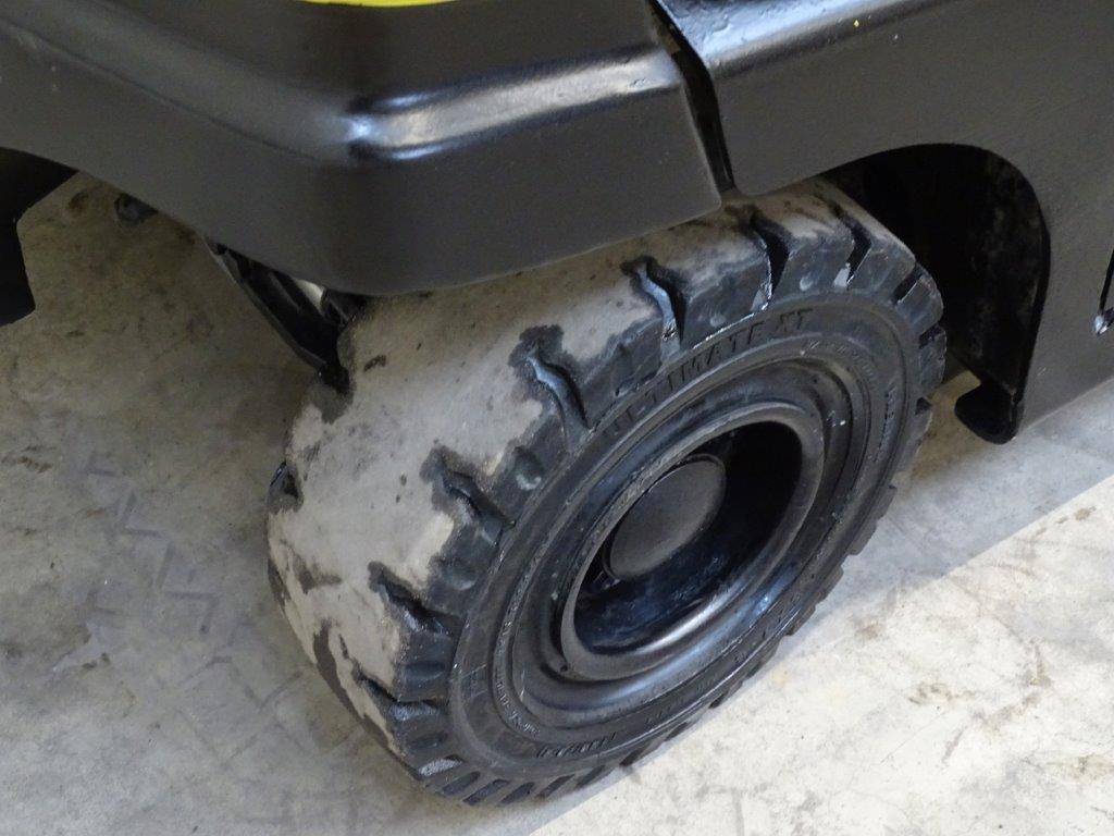 Hyster-J2.5XN - TRIPLEX-Elektro 4 Rad-Stapler sago-online.com