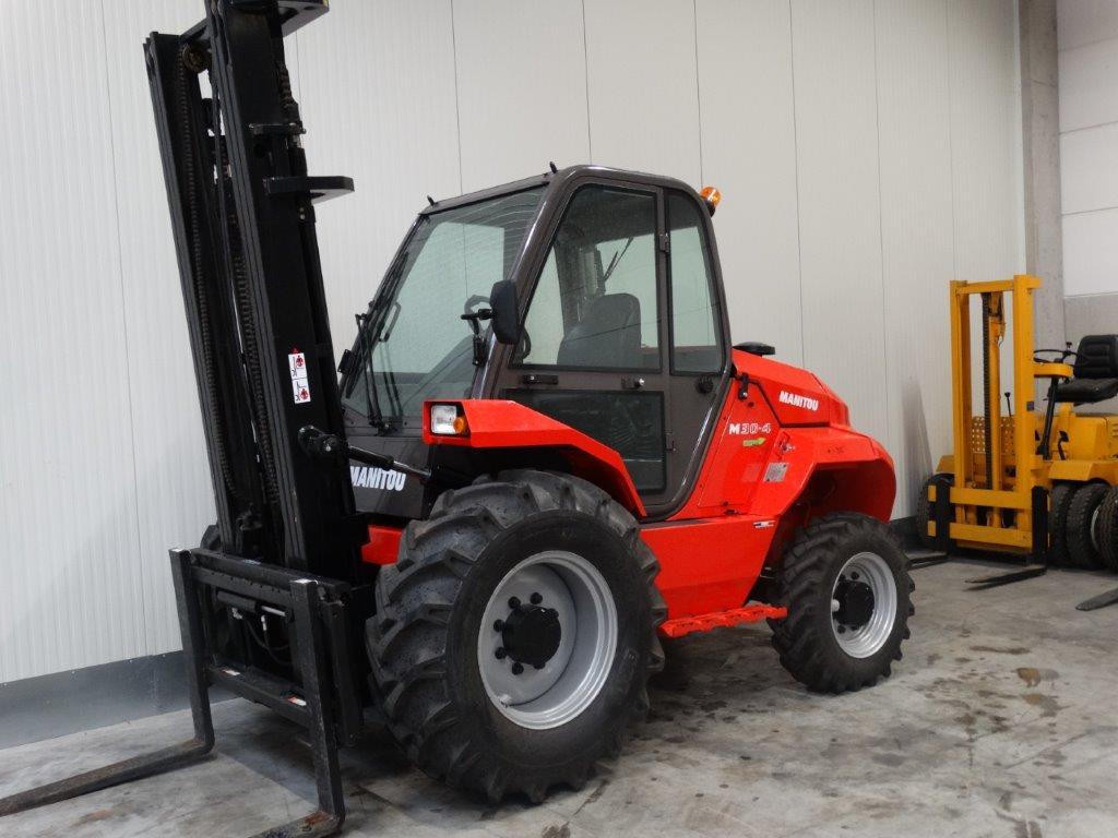Manitou-M30-4 ST3B-Gelndestapler-http://www.sago-online.com