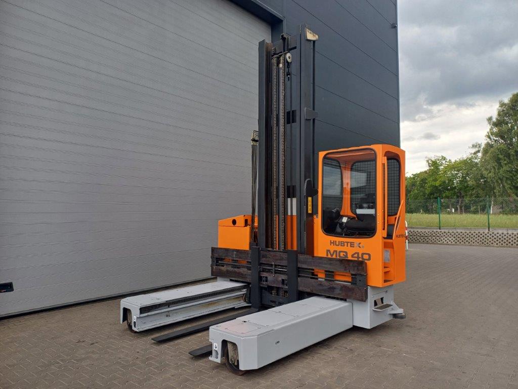 Hubtex-MQ40-Vierwege Seitenstapler-www.sago-online.com