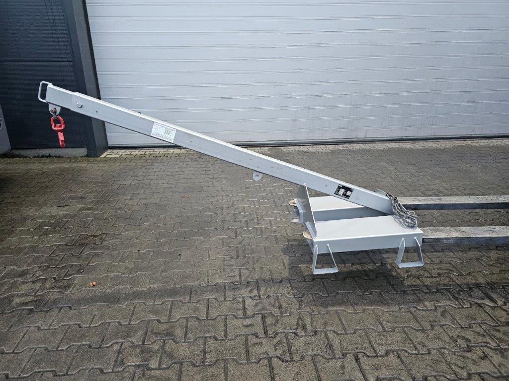 Bauer-LAT25-1,0-Kranarm-http://www.sago-online.com