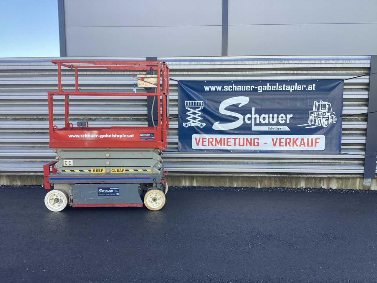 Skyjack SJIII-3219 Scherenarbeitsb�hne www.schauer-gabelstapler.at