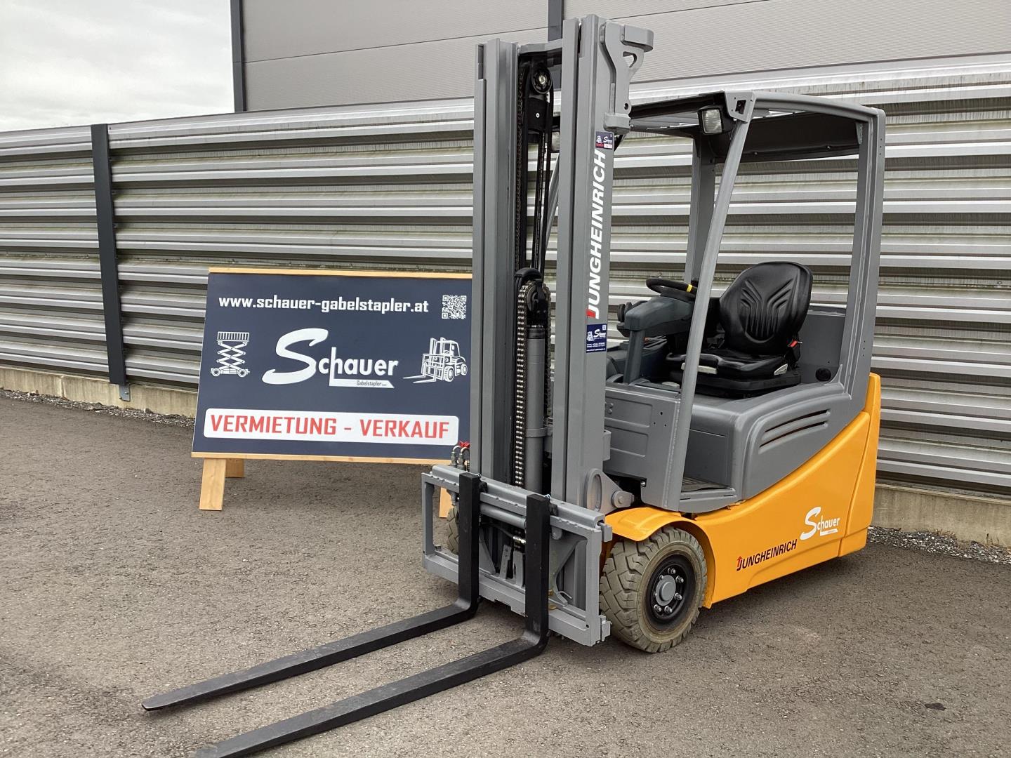 Jungheinrich EFG216k Elektro 3 Rad-Stapler www.schauer-gabelstapler.at
