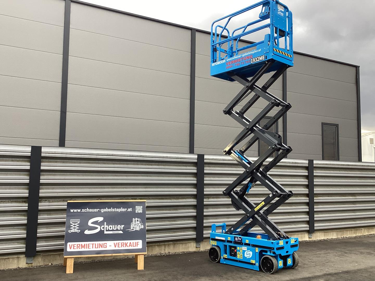 Sinoboom Scissor lift 1932ME Scherenarbeitsbhne www.schauer-gabelstapler.at