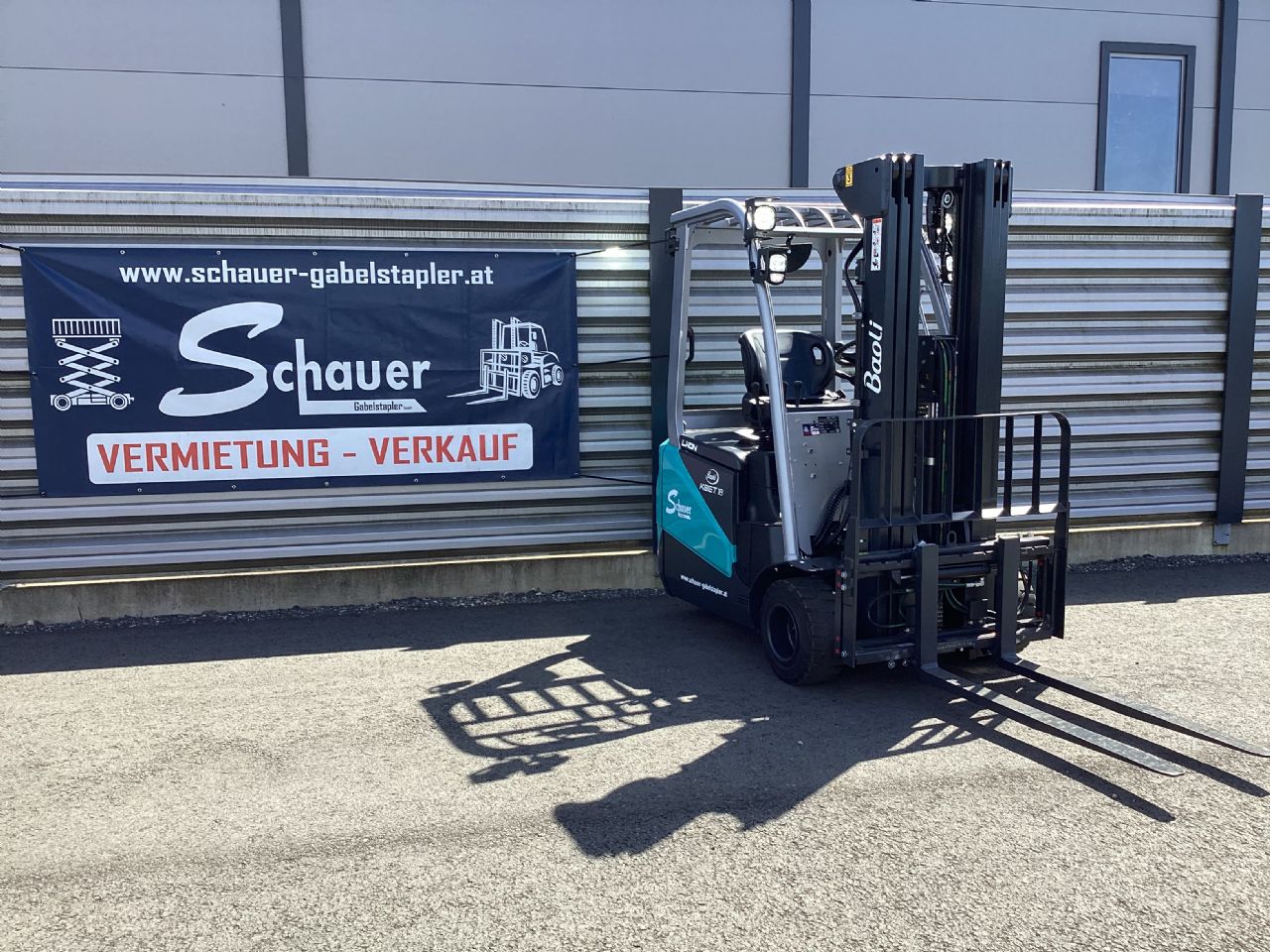 Baoli KBET 18 Li G1 Elektro 3 Rad-Stapler www.schauer-gabelstapler.at