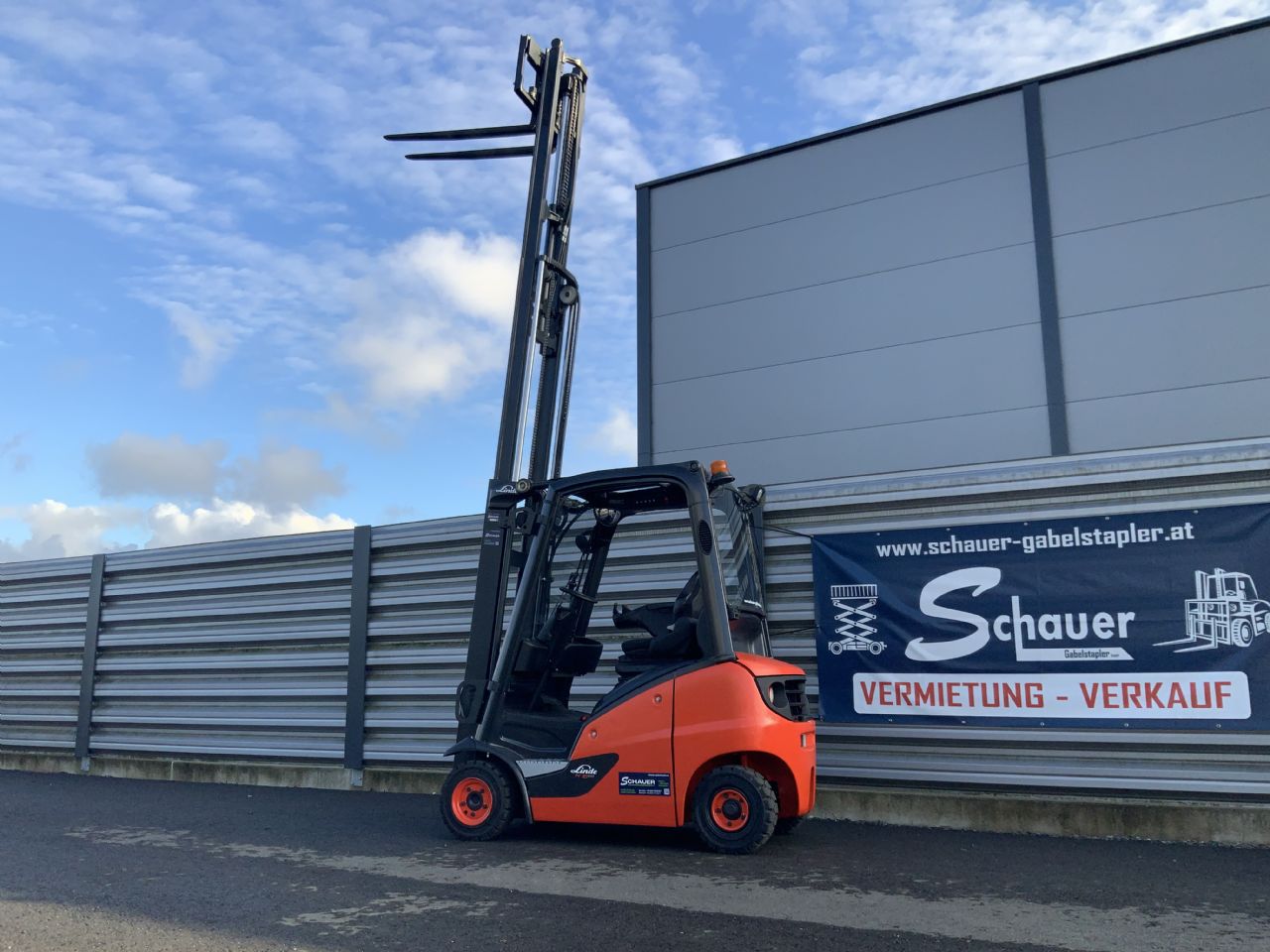 Linde H16D-01 Dieselstapler www.schauer-gabelstapler.at