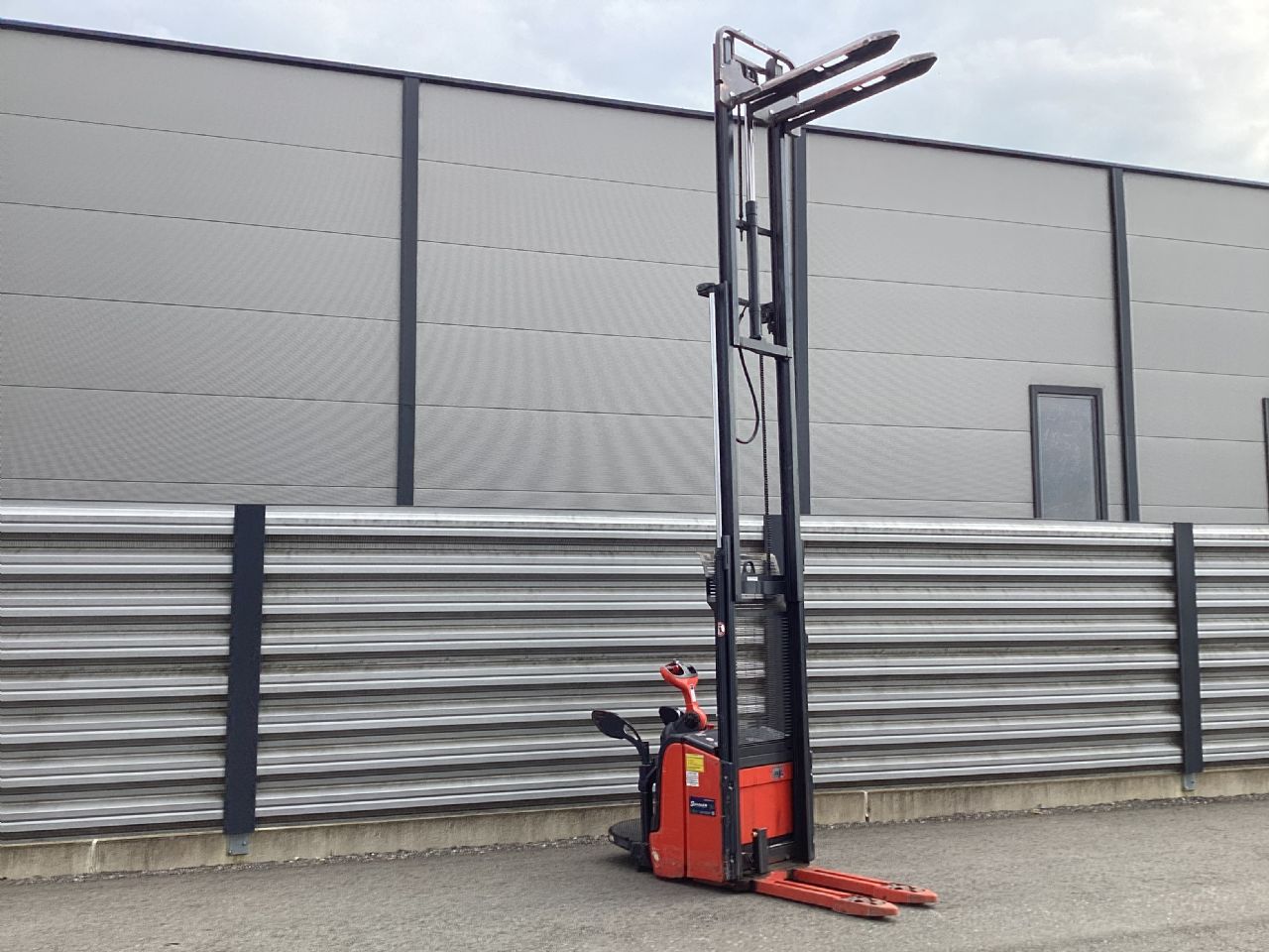 Linde L14AP Hochhubwagen www.schauer-gabelstapler.at