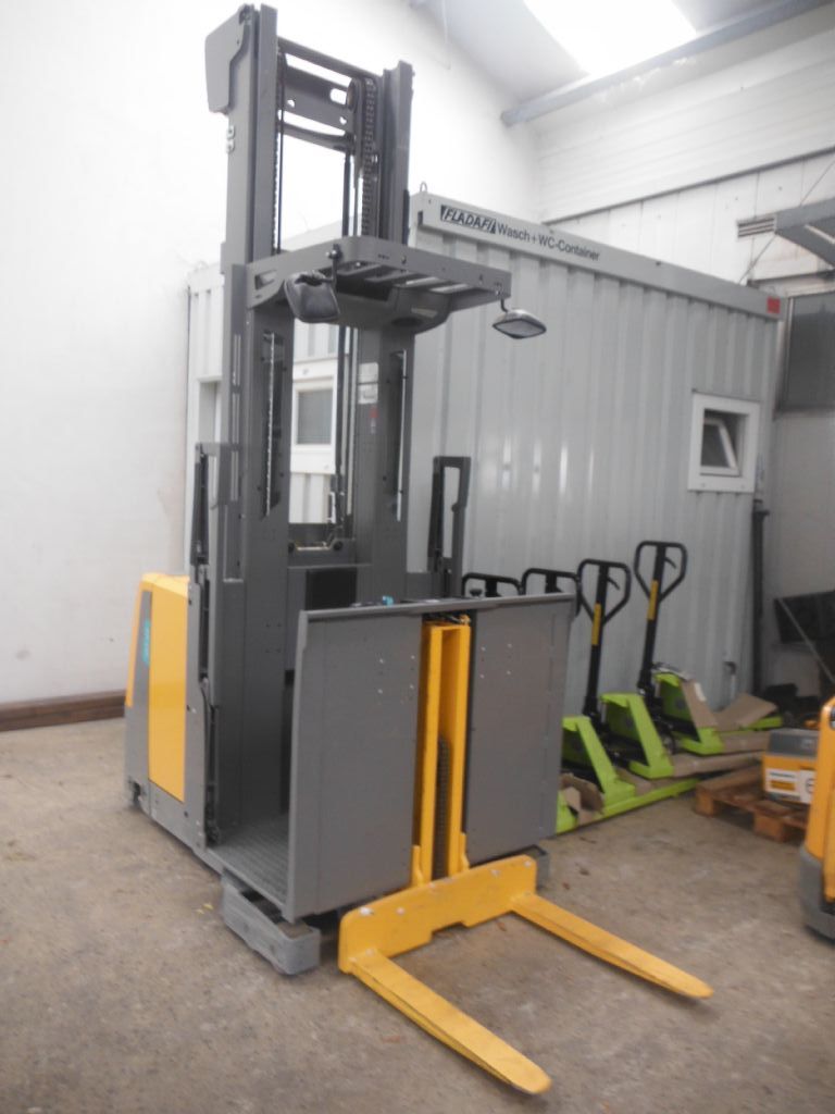 Jungheinrich EKS 310 Z+F 080-500ZT Hochhubkommissionierer www.schischke-conrads.de