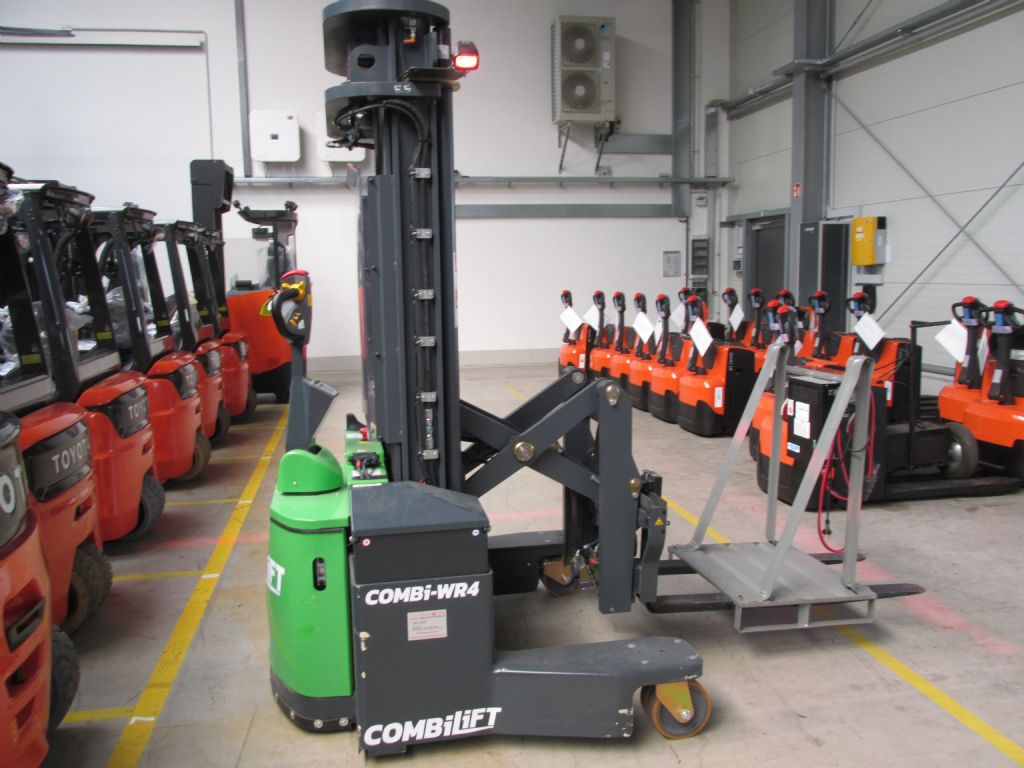 Combilift WR4 Vierwege Schubmaststapler schlueter-gabelstapler.de