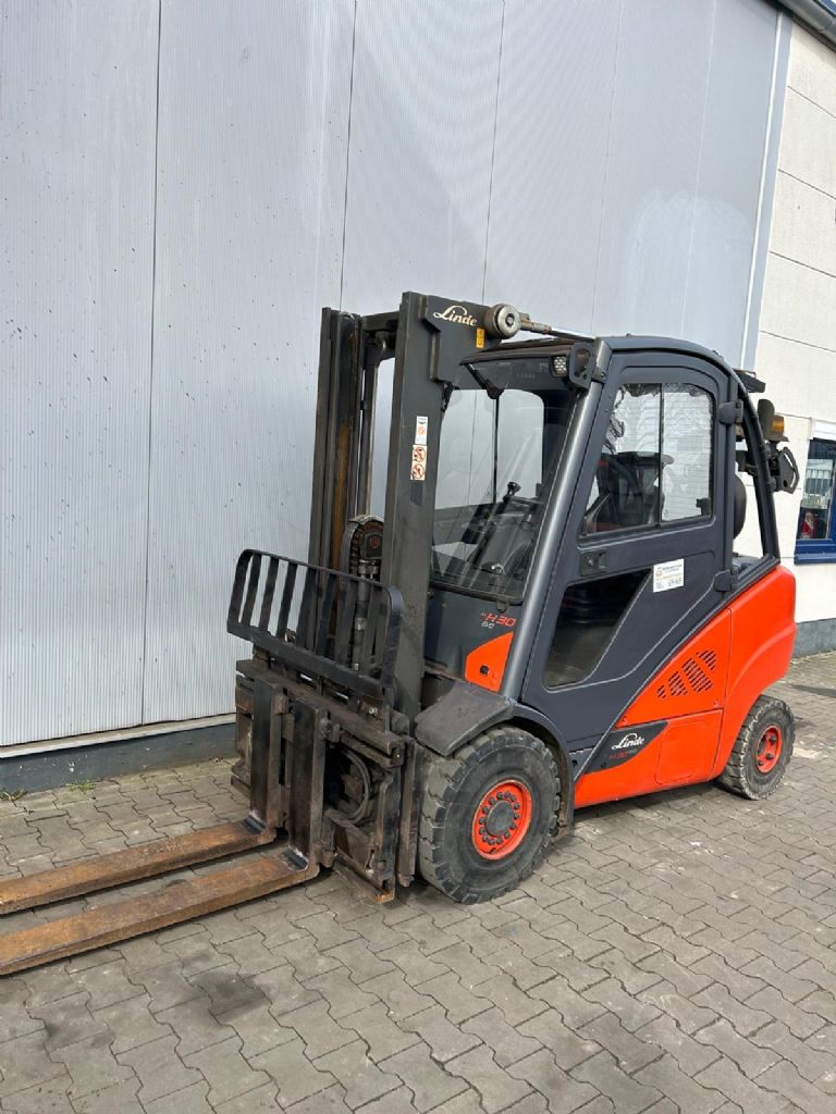 Linde-H30D-02 EVO-Diesel Forklift-www.gabelstapler-schmidt.de