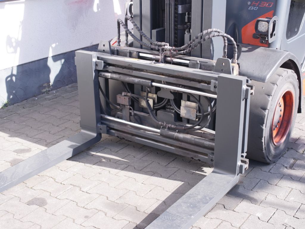 Linde-H30T EVO-Treibgasstapler-www.gabelstapler-schmidt.de