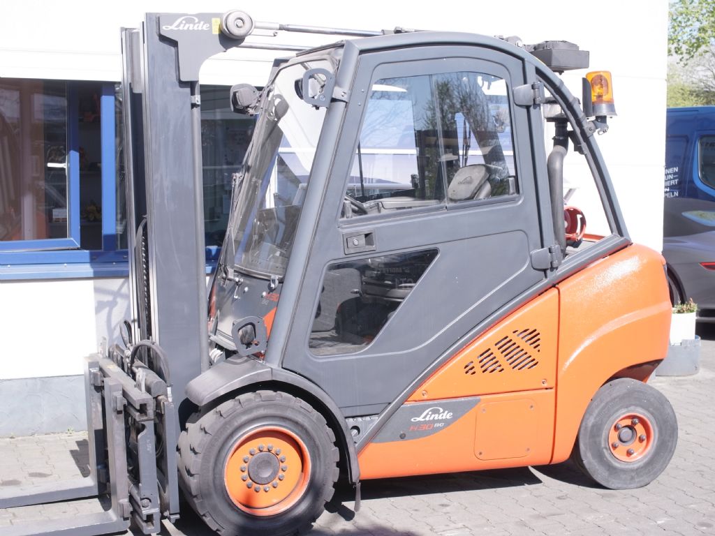 Linde-H30T EVO-Treibgasstapler-www.gabelstapler-schmidt.de