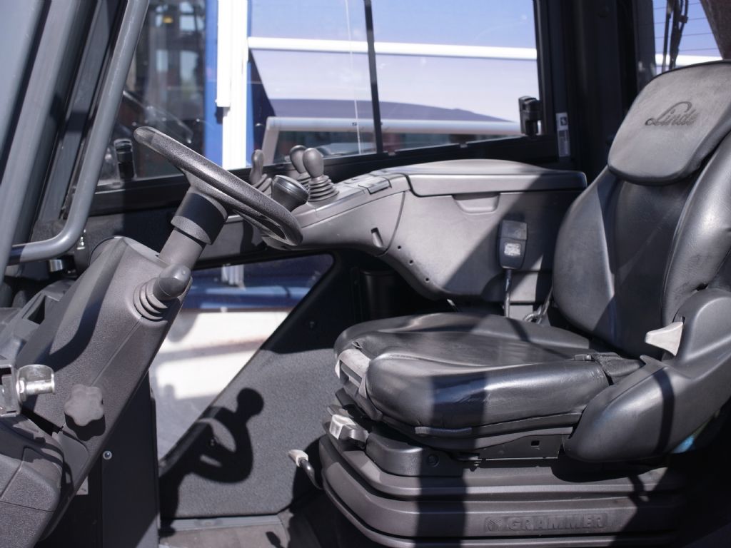 Linde-H30T EVO-Treibgasstapler-www.gabelstapler-schmidt.de