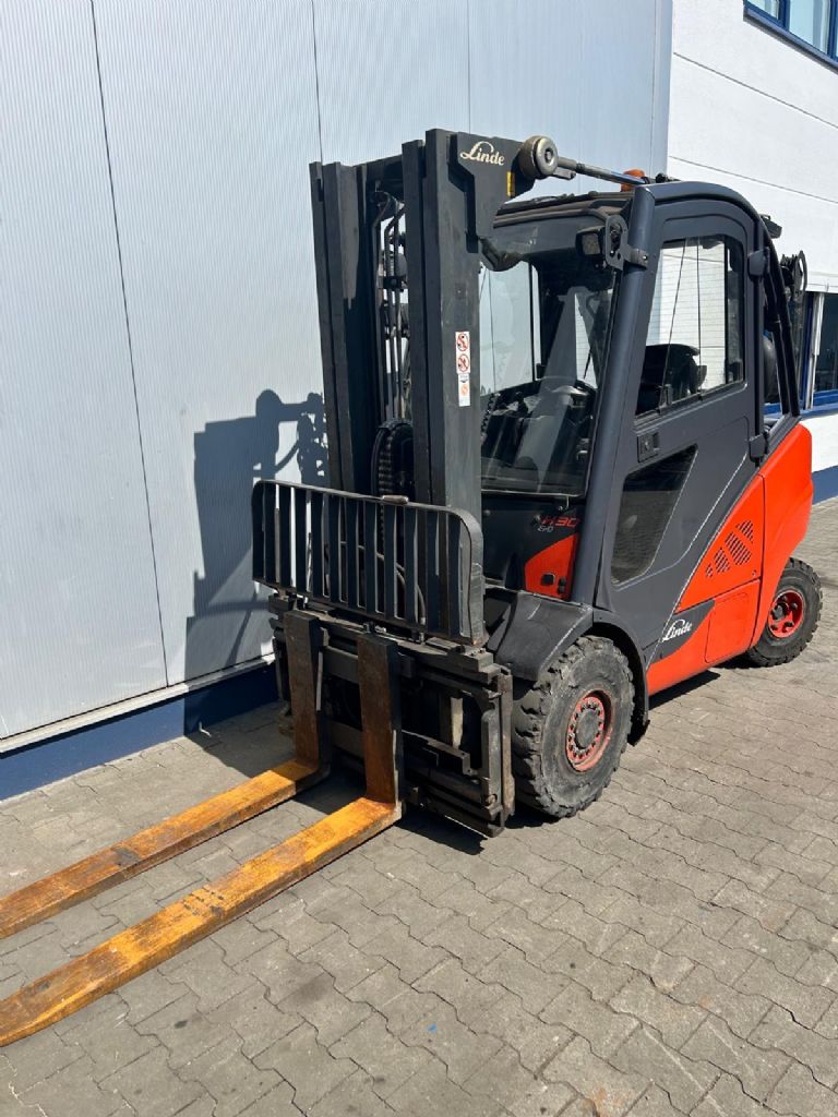Linde-H30D-02 EVO-Dieselstapler-www.gabelstapler-schmidt.de