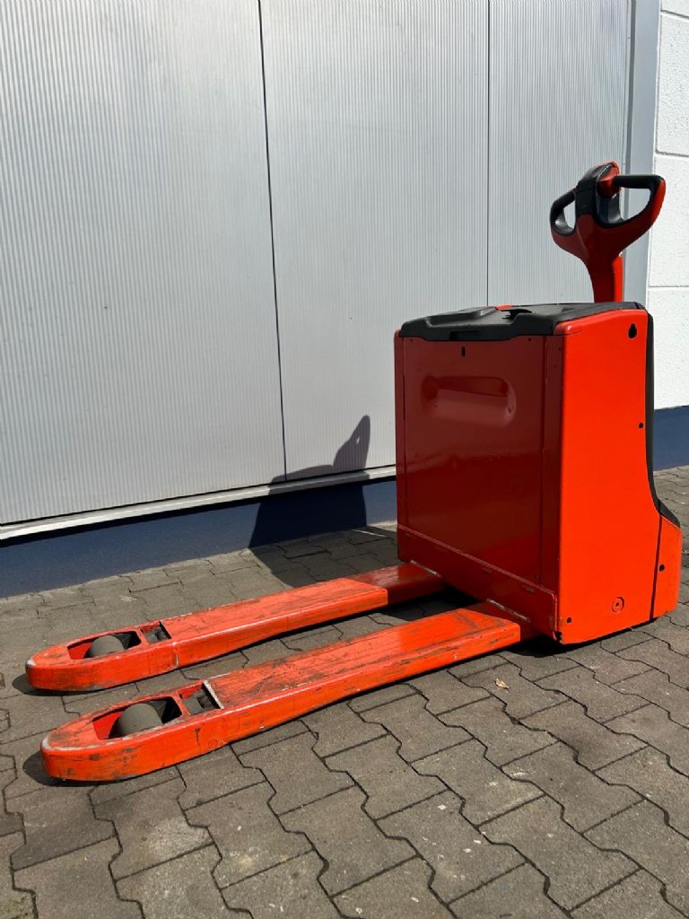 Linde-T18-Electric Pallet Truck-www.gabelstapler-schmidt.de