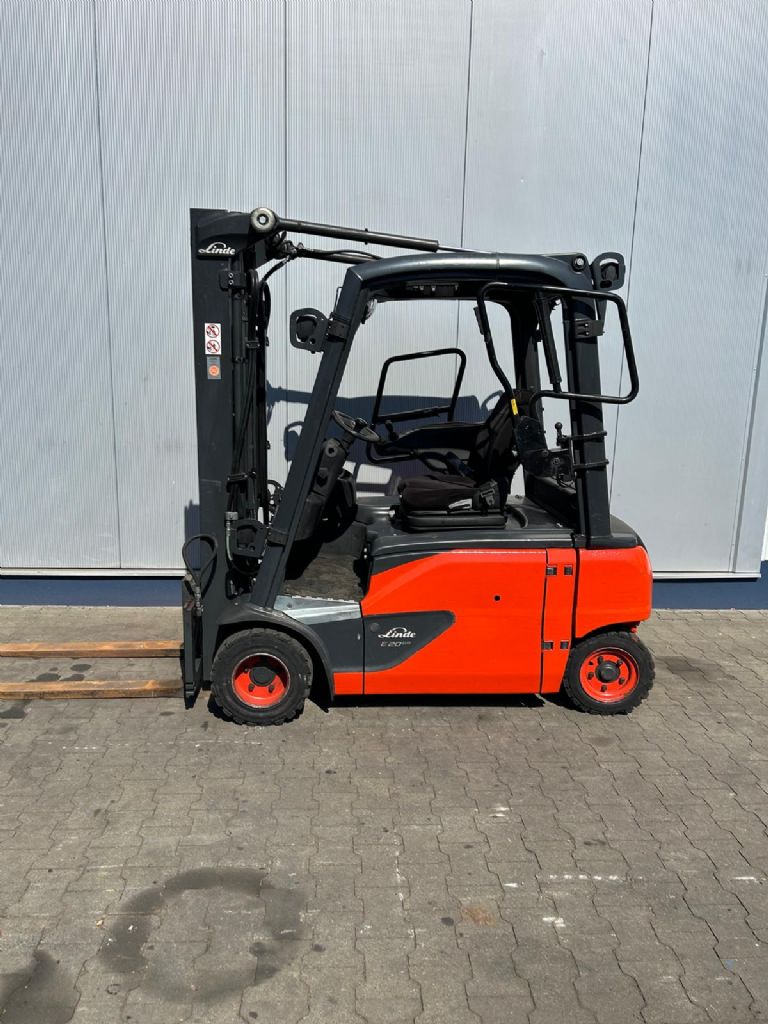 Linde-E20PL -02 EVO-Elektro 4 Rad-Stapler-www.gabelstapler-schmidt.de