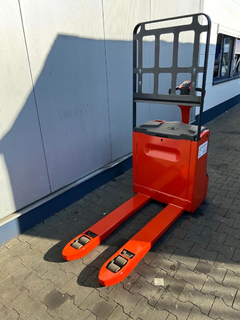 Linde-T16-Niederhubwagen-www.gabelstapler-schmidt.de